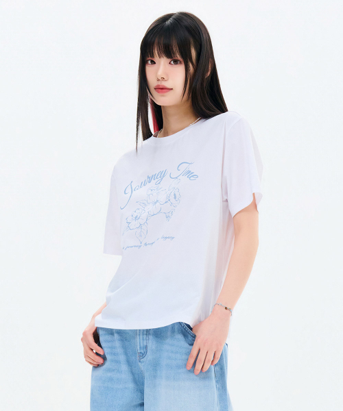 CHASECULT(チェイスカルト)の「レディースクールフラワーグラフィック半袖Tシャツ-FCRG5872E01(Tシャツ/カットソー・レディース・ホワイト・90/85)」の4枚目の写真