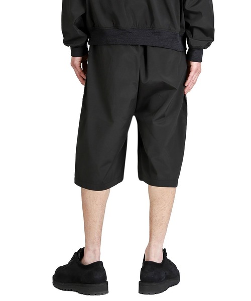 GOLD（ゴールド）の「GOLD / ゴールド：SILK NEP WEATHER CLOTH WIDE SHORTS：26A-GL52629[MUS]（その他パンツ・メンズ・ブラック系その他・M）」の8枚目の写真