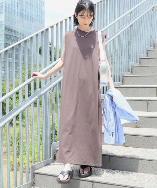 U.S. POLO ASSN.(ユーエスポロアッスン)の「【U.S. POLO ASSN./ユーエスポロアッスン】接触冷感&UVカット機能付 低身長/高身長サイズ有 ダブルホースマン刺繍 ノースリーブタックワンピース(ワンピース・レディース・スミクロ/ベージュ/ブラウン・L/LL/M)」の7枚目の写真
