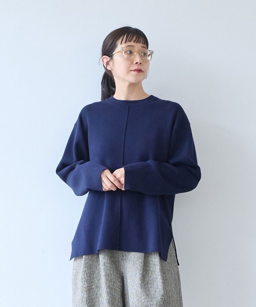 yuni(ユニ )の「Cotton smooth pullover(ニット/セーター・レディース・ネイビー/グレー/ベージュ・FREE)」の4枚目の写真