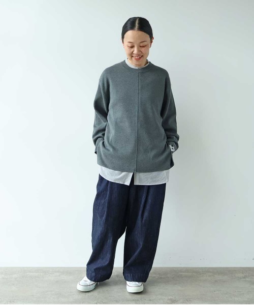 yuni(ユニ )の「Cotton smooth pullover(ニット/セーター・レディース・ネイビー/グレー/ベージュ・FREE)」の22枚目の写真