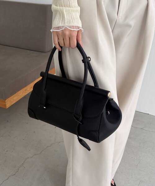 CAPRICIEUX LE'MAGE(カプリシューレマージュ)の「2WAYフラップボストンバッグ(ショルダーバッグ・レディース・ブラック/ブラウン・FREE)」の3枚目の写真