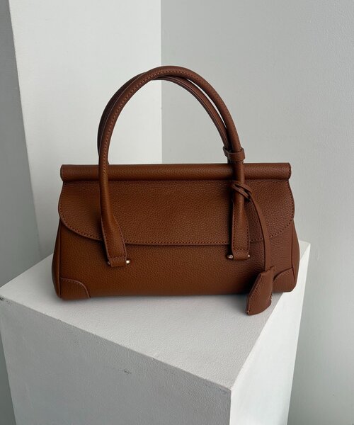 CAPRICIEUX LE'MAGE(カプリシューレマージュ)の「2WAYフラップボストンバッグ(ショルダーバッグ・レディース・ブラック/ブラウン・FREE)」の5枚目の写真