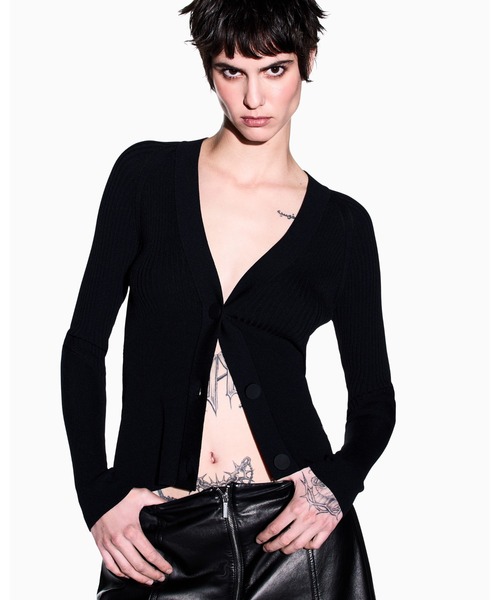 ARMANI EXCHANGE（アルマーニエクスチェンジ）の「【A|X アルマーニ エクスチェンジ】エンブロイダリーロゴ リブニットカーディガン（カーディガン/ボレロ・レディース・ブラック・X-SMALL/X-LARGE/SMALL/MEDIUM/LARGE）」の7枚目の写真