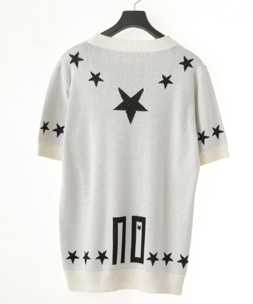 NO ID.（ノーアイディ）の「mn1144-CﾆｯﾄﾍﾟﾝﾀｸﾞﾗﾑJQ半袖ﾌﾟﾙｵｰﾊﾞｰ（ニット/セーター・メンズ・アイボリー/ブラック・2/1）」の5枚目の写真