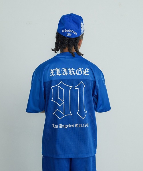 XLARGE(エクストララージ)の「OLD ENGLISH FOOTBALL JERSEY(Tシャツ/カットソー・メンズ・グレー/ブラック/ブルー・M/S/XL/L)」の6枚目の写真