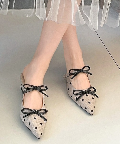 mebole(メボレ)の「ドットリボンミュールサンダル(サンダル・レディース・ブラック/アイボリー・SMALL/MEDIUM/LARGE)」の7枚目の写真