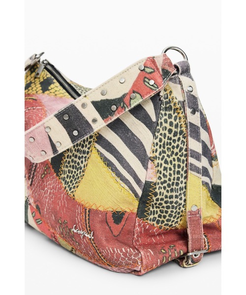 Desigual(デシグアル)の「Multitextile Shoulder Bag/マルチテキスタイルショルダーバッグ(ショルダーバッグ・レディース・マルチ・FREE)」の3枚目の写真
