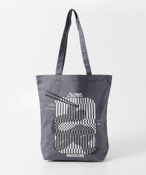 Collaboration URBAN RESEARCH(コラボレーションアーバンリサーチ)の「KAMUKURA×UR TOTE BAG Lantern(トートバッグ・レディース・チャコールグレー/オフホワイト・ONE)」の15枚目の写真