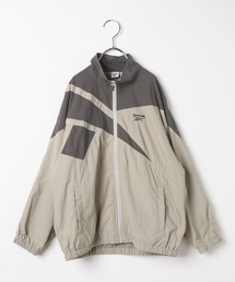 Reebok（リーボック）の「【Reebok(リーボック)】別注トラックジャケット[140~160cm](KIDS)（Tシャツ/カットソー）」