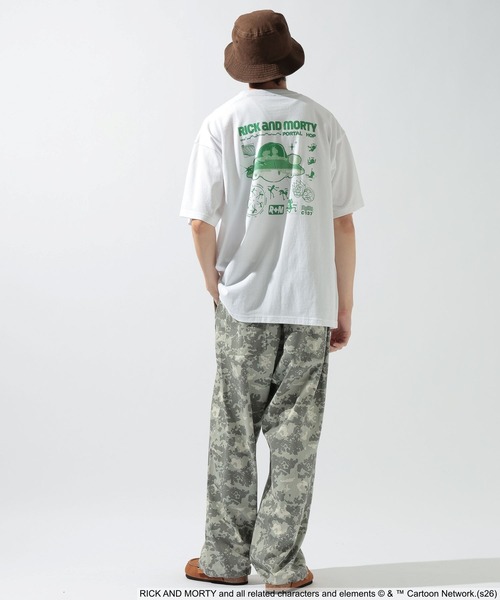 niko and...(ニコアンド)の「【Rick and Morty(リック・アンド・モーティ)】グラフィックT(Tシャツ/カットソー・メンズ・ホワイト/ブルー・LARGE/MEDIUM)」の4枚目の写真