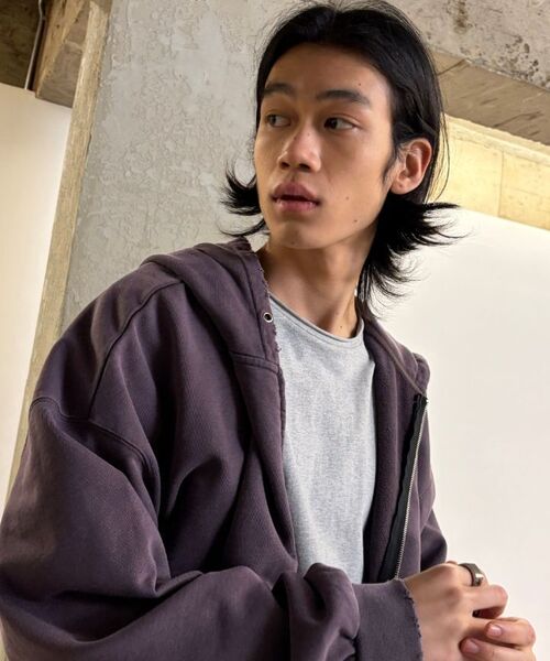 KANEITEI(カネイテイ)の「PIGMENT DAMAGE HOODIE ZIP-UP (OLIVE DRAB)(パーカー・レディース・オリーブ・MEDIUM/LARGE/X-LARGE)」の5枚目の写真