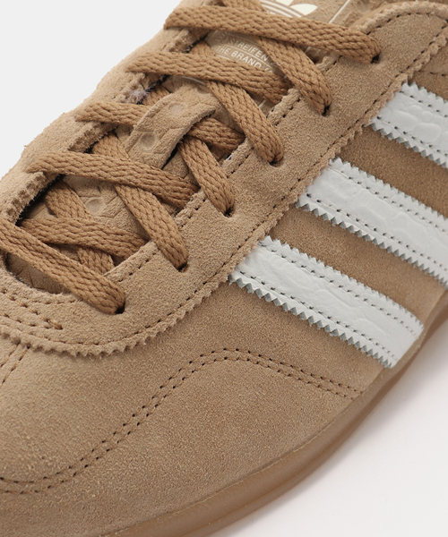 adidas(アディダス)の「《WEB限定カラーあり》adidas/アディダス GAZELLE LO PRO W(スニーカー・レディース・レッド/ベージュ・25cm/24.5cm/24cm/23.5cm/23cm)」の12枚目の写真