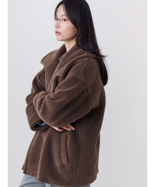 TONAL（トーナル）の「【ECOPEL】ボアダブルショートコート（その他アウター・レディース・ブラウン/オフホワイト/キャメル・SMALL/MEDIUM）」の21枚目の写真