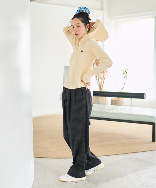FREAK'S STORE(フリークスストア)の「FRUIT OF THE LOOM × FREAK'S STORE/フルーツオブザルーム 別注 ワッフルヘンリーパーカー(パーカー・レディース・その他1/その他2/オフホワイト/ブラック・フリ-)」の11枚目の写真