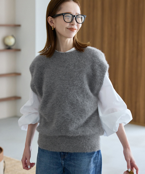 SLOBE IENA(スローブイエナ)の「《シリーズあり/追加》フォックスアルパカ ニットベスト(ベスト・レディース・チャコールグレー/ブラック/ベージュ・FREE)」の15枚目の写真