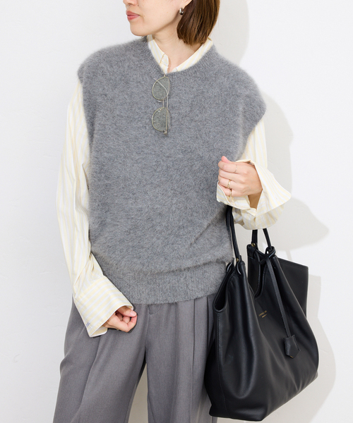 SLOBE IENA(スローブイエナ)の「《シリーズあり/追加》フォックスアルパカ ニットベスト(ベスト・レディース・チャコールグレー/ブラック/ベージュ・FREE)」の18枚目の写真