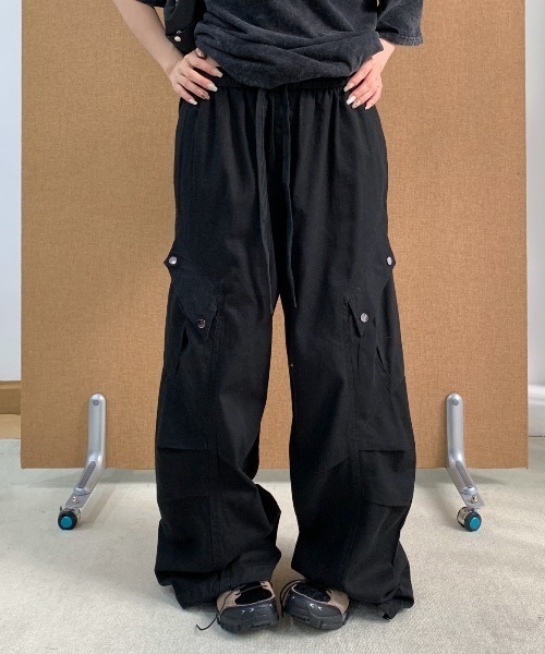 CHUN CHUN NOTES(チュンチュンノーツ)の「26AW/ドロストデザイン ワイドカーゴパンツ(デニムパンツ・レディース・ブラック/カーキ・M/S)」の10枚目の写真