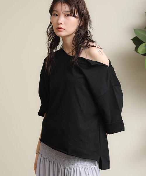 The rejoice(ザ リジョイス)の「ミニ裏毛2WAYスリットプルオーバー(Tシャツ/カットソー・レディース・グレー/ブラック・FREE)」の8枚目の写真