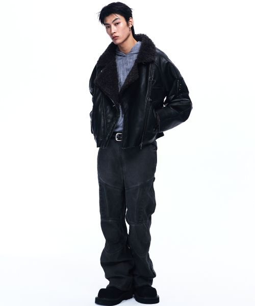 RSSC(アールエスエスシー)の「CUTLINE WASHED FLARE PANTS - LUNA(デニムパンツ・レディース・その他・1/2)」の5枚目の写真