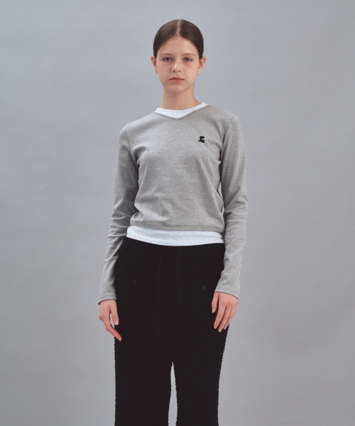 Rest&Recreation(レストアンドレクリエーション)の「LAYERED LONG SLEEVE - GREY(Tシャツ/カットソー・レディース・その他・ONE)」の4枚目の写真