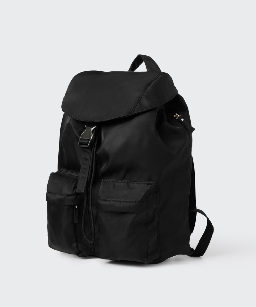MUSINSA STANDARD（ムシンサスタンダード）の「ナイロン2ポケットフラップバックパック[ブラック]（バックパック/リュック・メンズ・その他・F）」の9枚目の写真