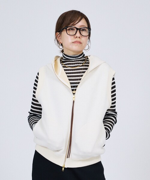 DESIGNWORKS(デザインワークス)の「【一部店舗限定】【セットアップ対応】接結ダブルフェイス フードベスト(ベスト・レディース・グレー/ブラック/オフホワイト・フリー)」の19枚目の写真