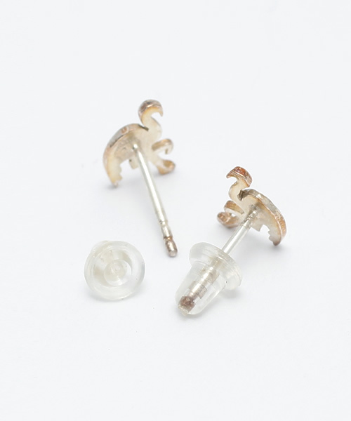 style counsel(スタイルカウンセル)の「【chibi jewels】チビ・ジュエルズ フラミンゴスタッズピアス(SILVER)Flamingo Stud Earrings(ピアス(両耳用)・レディース・シルバー・FREE)」の2枚目の写真