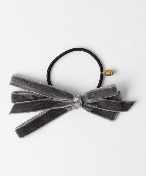 BEAUTY&YOUTH UNITED ARROWS（ビューティーアンドユースユナイテッドアローズ）の「BY ベルベットリボン ヘアゴム◆（ヘアゴム・レディース・ブラック/グレー/ピンク・FREE）」の2枚目の写真