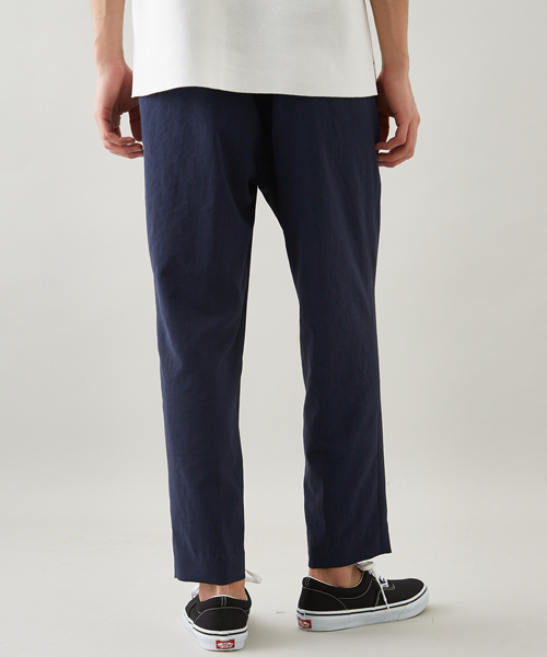 STUDIOUS（ステュディオス）の「カラーCOOLライトアンクルスラックス（スラックス・メンズ・グレー/ネイビー/ブラウン・1/2/3）」の13枚目の写真