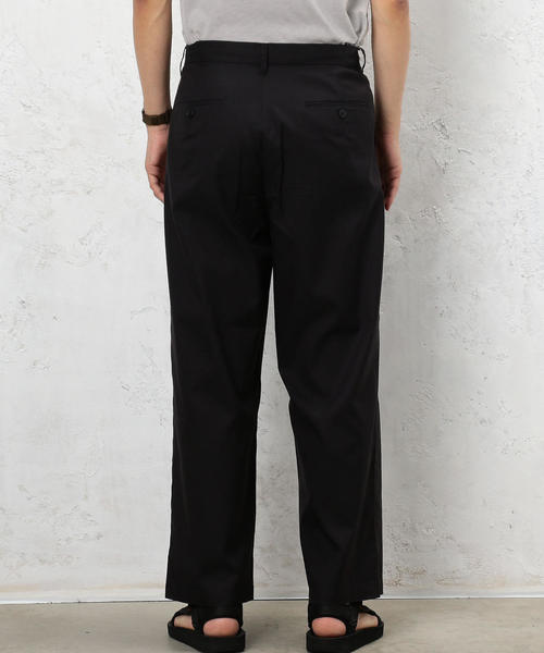 green label relaxing(グリーンレーベルリラクシング)の「CM T/C TWILL 1タック バギーパンツ ◆(その他パンツ・メンズ・ブラック/ベージュ/ネイビー・LARGE/MEDIUM/SMALL)」の12枚目の写真
