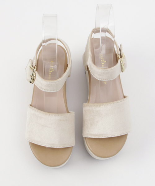 earth music&ecology（アースミュージックアンドエコロジー）の「ベロア厚底サンダル（サンダル・レディース・ブラック/ベージュ・M/S/L）」の5枚目の写真