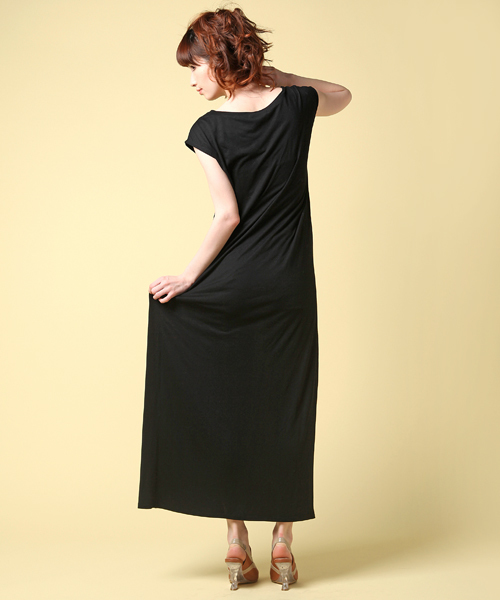 CROON A SONG（クルーンアソング）の「カットソーマキシワンピース（ワンピース・レディース・ブラック/チャコールグレー/ブラウン/ブルー・38）」の12枚目の写真