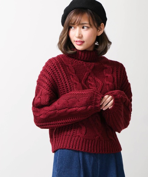 WEGO（ウィゴー）の「WEGO/ロービングケーブルタートルニット（ニット/セーター・レディース・ベージュ/ワイン/サックスブルー/イエロー・FREE）」の4枚目の写真