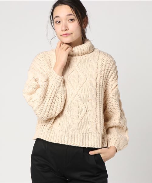 WEGO（ウィゴー）の「WEGO/ロービングケーブルタートルニット（ニット/セーター・レディース・ベージュ/ワイン/サックスブルー/イエロー・FREE）」の19枚目の写真