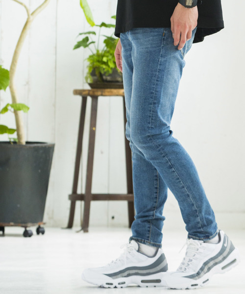 WEGO(ウィゴー)の「WEGO/ストレッチスキニーデニムパンツ(デニムパンツ・メンズ・ダークインディゴブルー/インディゴブルー/ライトインディゴブルー・LARGE/MEDIUM/SMALL/X-LARGE)」の2枚目の写真