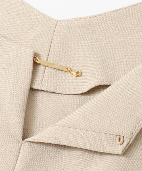 URBAN RESEARCH（アーバンリサーチ）の「2WAY BLOUSE(NO-SLEEVE)（シャツ/ブラウス・レディース・ブラック/ベージュ・FREE）」の21枚目の写真