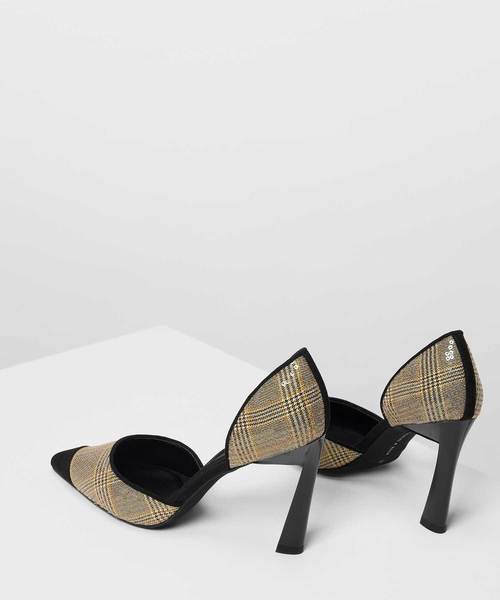 CHARLES & KEITH（チャールズ & キース）の「ポインテッドディテールヒール / POINTED D'ORSAY HEELS（パンプス・レディース・ピンク/ブラック/マスタード・25.5cm/24.5cm/22.5cm/23.5cm/25cm/22cm/23cm）」の12枚目の写真