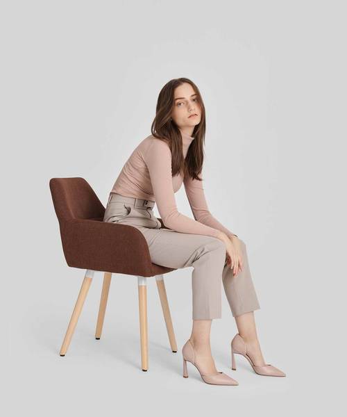 CHARLES & KEITH（チャールズ & キース）の「ポインテッドディテールヒール / POINTED D'ORSAY HEELS（パンプス・レディース・ピンク/ブラック/マスタード・25.5cm/24.5cm/22.5cm/23.5cm/25cm/22cm/23cm）」の20枚目の写真