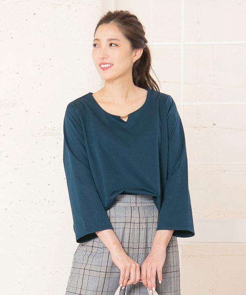 KOBE LETTUCE（コウベレタス）の「メタルバー付きデザインブラウス＊レディース/トップス/秋冬[C3499]神戸レタス（シャツ/ブラウス・レディース・ブラック/ベージュ/ボルドー/ピンクベージュ/ブルーグリーン・FREE）」の3枚目の写真