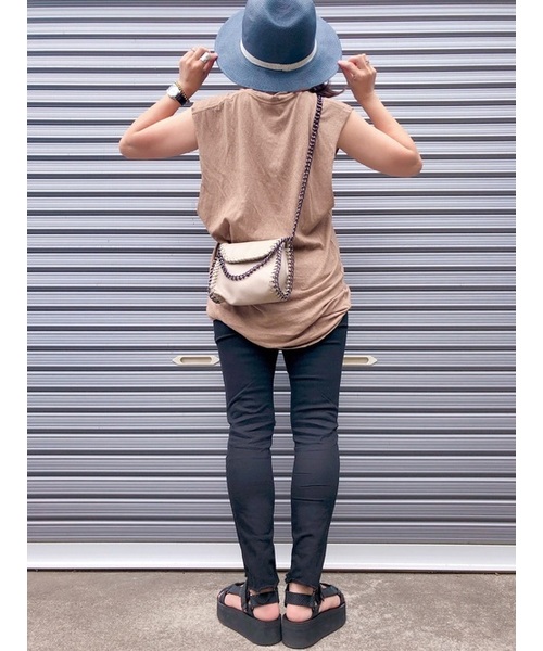 QUEENHEAD（クイーンヘッド）の「つば広ストローハット（ハット・レディース・ライトグレー/ベージュ/ダークネイビー・FREE/XX-LARGE）」の4枚目の写真