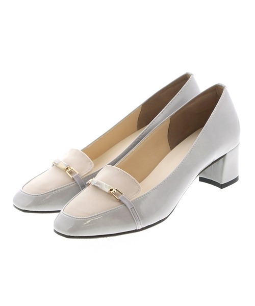 JELLY BEANS(ジェリービーンズ)の「【Ray10月号掲載】ビットパーツローファーパンプス<ふわさら>(125-4522)JELLY BEANS(ジェリービーンズ)(パンプス・レディース・ブラック/ワイン/グレイッシュベージュ/ベージュ/イエロー系その他/ライトグレー/ネイビー・22/22.5/23/23.5/24/24.5/25/21.5/25.5)」の2枚目の写真