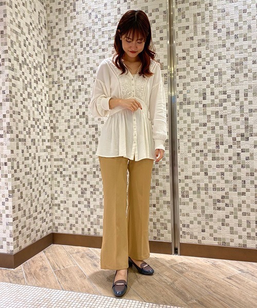 JELLY BEANS(ジェリービーンズ)の「【Ray10月号掲載】ビットパーツローファーパンプス<ふわさら>(125-4522)JELLY BEANS(ジェリービーンズ)(パンプス・レディース・ブラック/ワイン/グレイッシュベージュ/ベージュ/イエロー系その他/ライトグレー/ネイビー・22/22.5/23/23.5/24/24.5/25/21.5/25.5)」の21枚目の写真