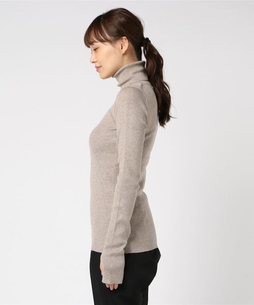 CLANE（クラネ）の「TURTLE RIB KNIT TOPS（ニット/セーター・レディース・ブラック/ベージュ/ブラウン・1/2）」の5枚目の写真