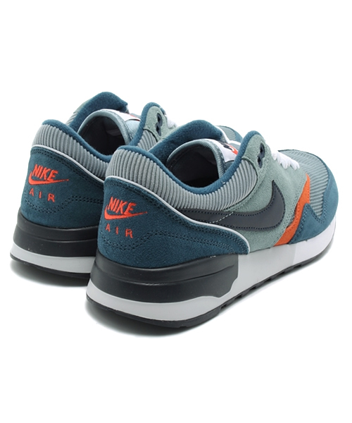 BEAMS BOY（ビームスボーイ）の「NIKE / AIR ODYSSEY (652989-004)（スニーカー・レディース・グレー・25/24/24.5）」の4枚目の写真