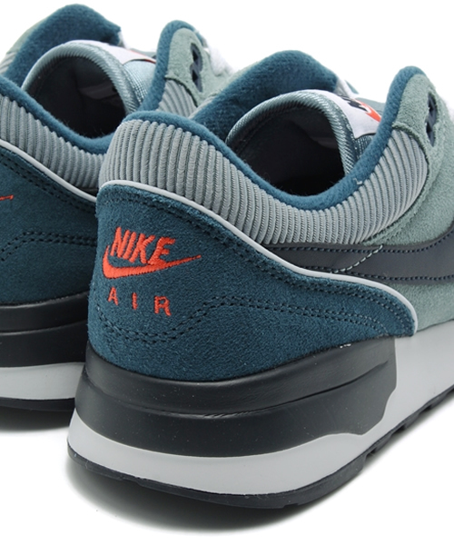 BEAMS BOY（ビームスボーイ）の「NIKE / AIR ODYSSEY (652989-004)（スニーカー・レディース・グレー・25/24/24.5）」の7枚目の写真