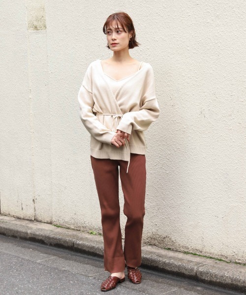 LOWRYS FARM（ローリーズファーム）の「カシュクールカーディガン　869940（カーディガン/ボレロ・レディース・ブラック/ブラウン/グリーン/アイボリー・FREE）」の18枚目の写真