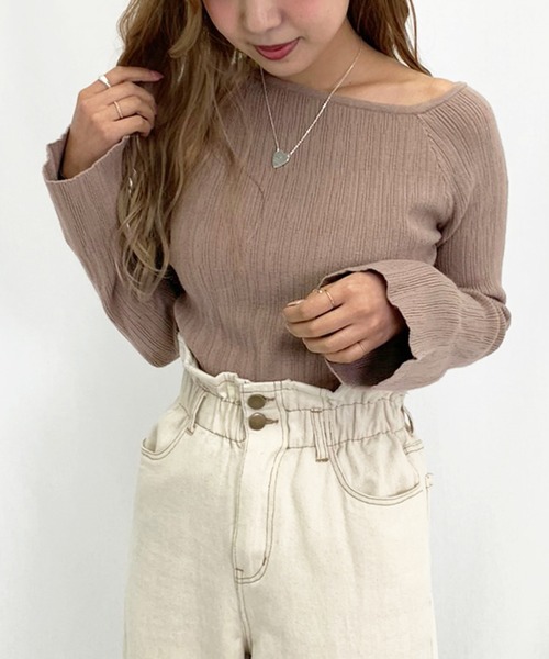 apres jour mignon(アプレジュールミニョン)の「クシュクシュワンショルニット【ZOZOTOWN限定アイテム】(ニット/セーター・レディース・ブラック/その他/モカ・フリー)」の2枚目の写真