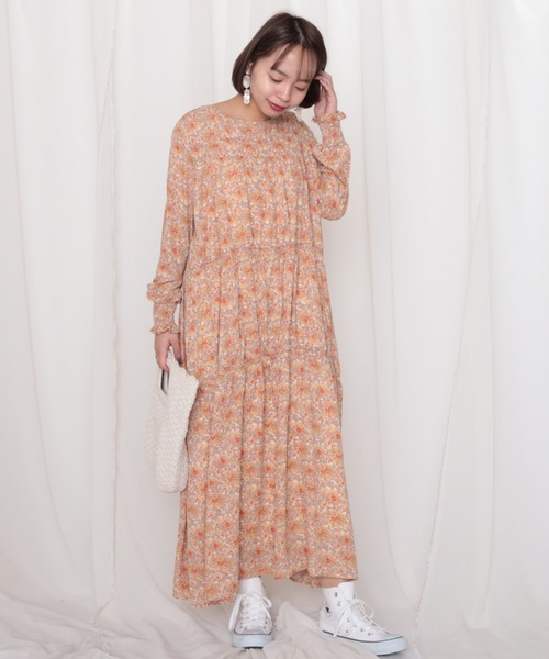 Cheek（チーク）の「マーガレット柄シャーリングワンピース（ワンピース・レディース・イエロー/グリーン/サックスブルー・MEDIUM）」の12枚目の写真