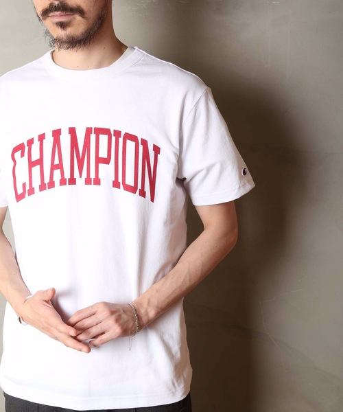 Champion(チャンピオン)の「【CHAMPION/チャンピオン】アーチデザイン ワンポイントブランドロゴ リラクシングシルエット ユニセックスサイジング 半袖Tシャツ C3-R321(Tシャツ/カットソー・メンズ・ネイビー/レッド/ホワイト/杢グレー/ブルー・X-LARGE/MEDIUM/LARGE)」の2枚目の写真
